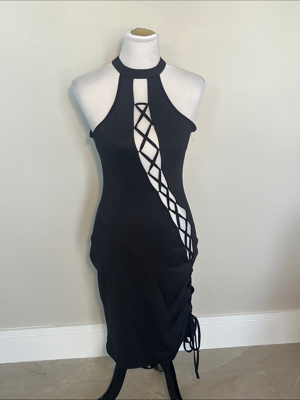 Black Halter Cutout Lace-Up Bodycon Dress